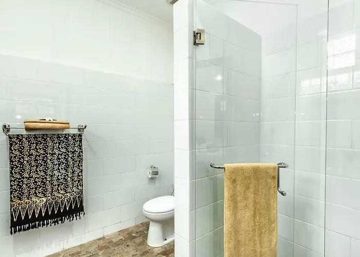 Ahimsa Moon Villa *